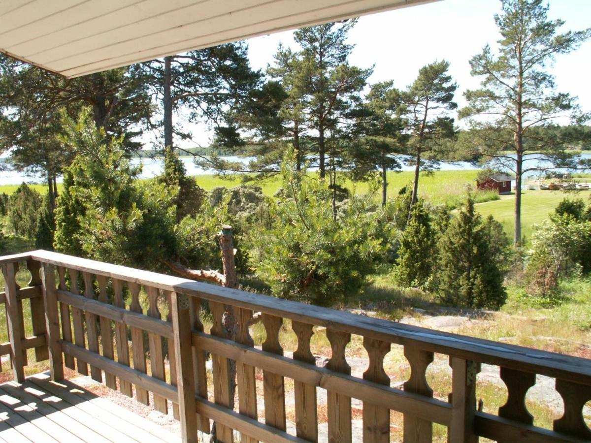 Villa Soederoe Stugby Finstrom Exterior foto
